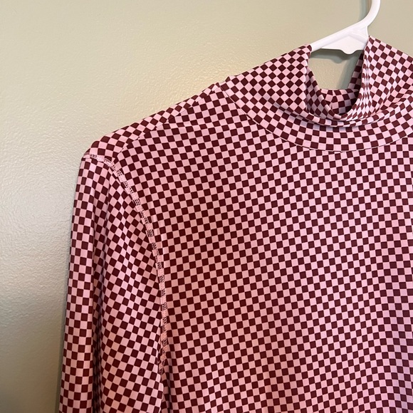 Levi’s checkerboard second skin mock neck top - M - Picture 3 of 6